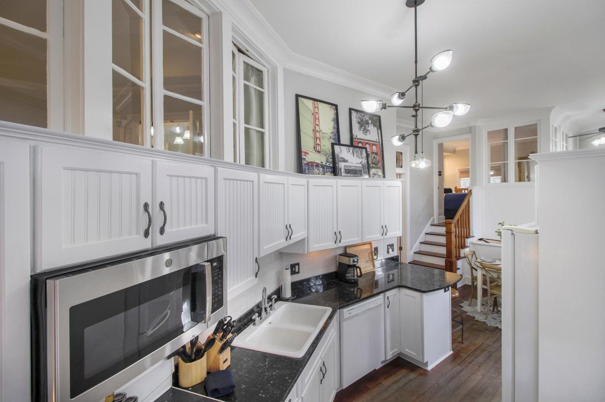 Walk To It All In Downtown, Double King Beds Savannah Extérieur photo
